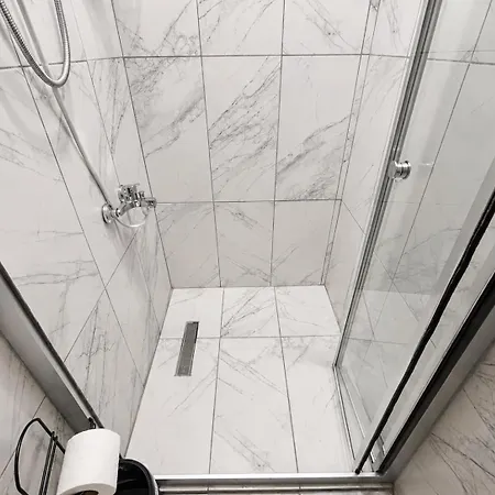 Istanberry - Outlet Aparthotel 3*